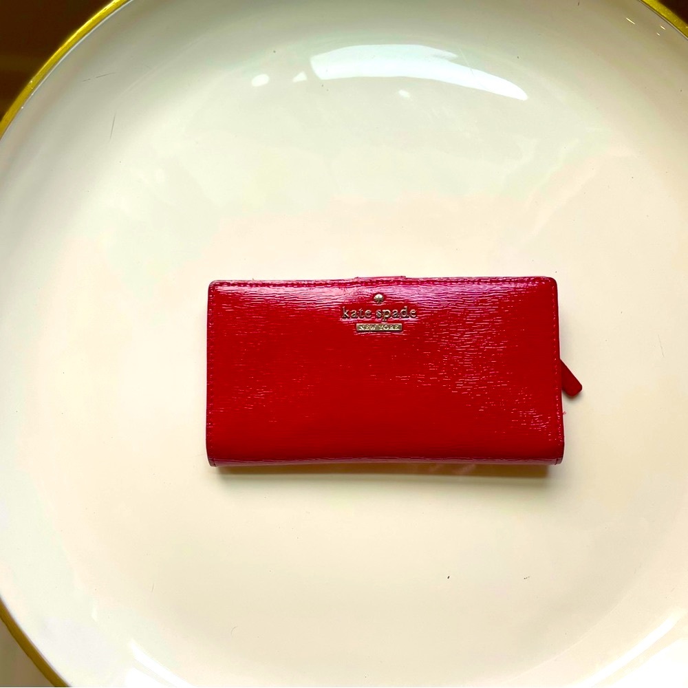 Kate Spade New York Cedar Street Lacey Continental Wallet